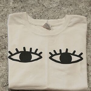 ⛵ 5/$15 Yazbek Ella Eyes Fitted T